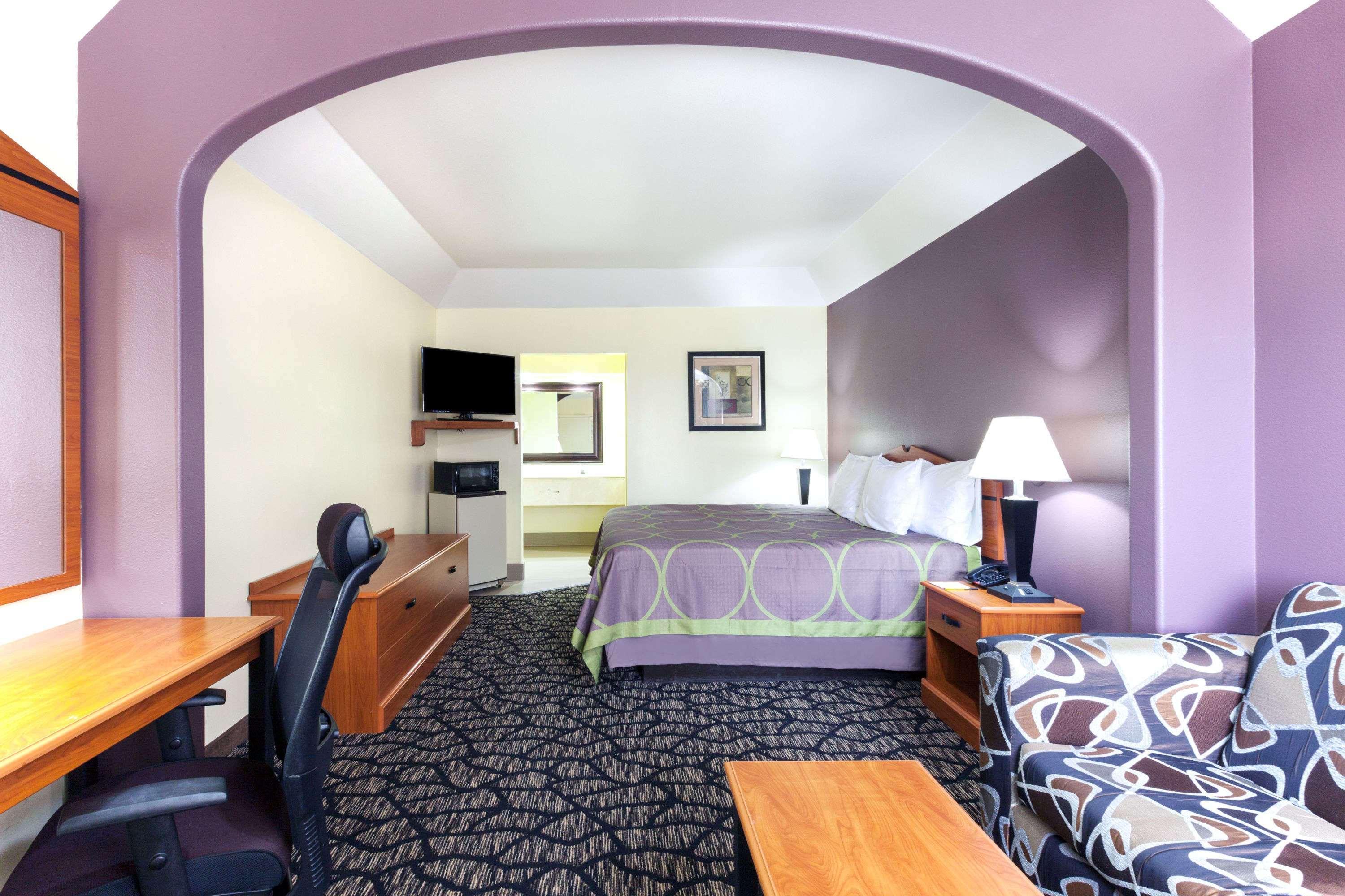 ซูเปอร์ 8 บาย วินด์แฮม แฟร์ฟิลด์ Hotel Fairfield ภายนอก รูปภาพ